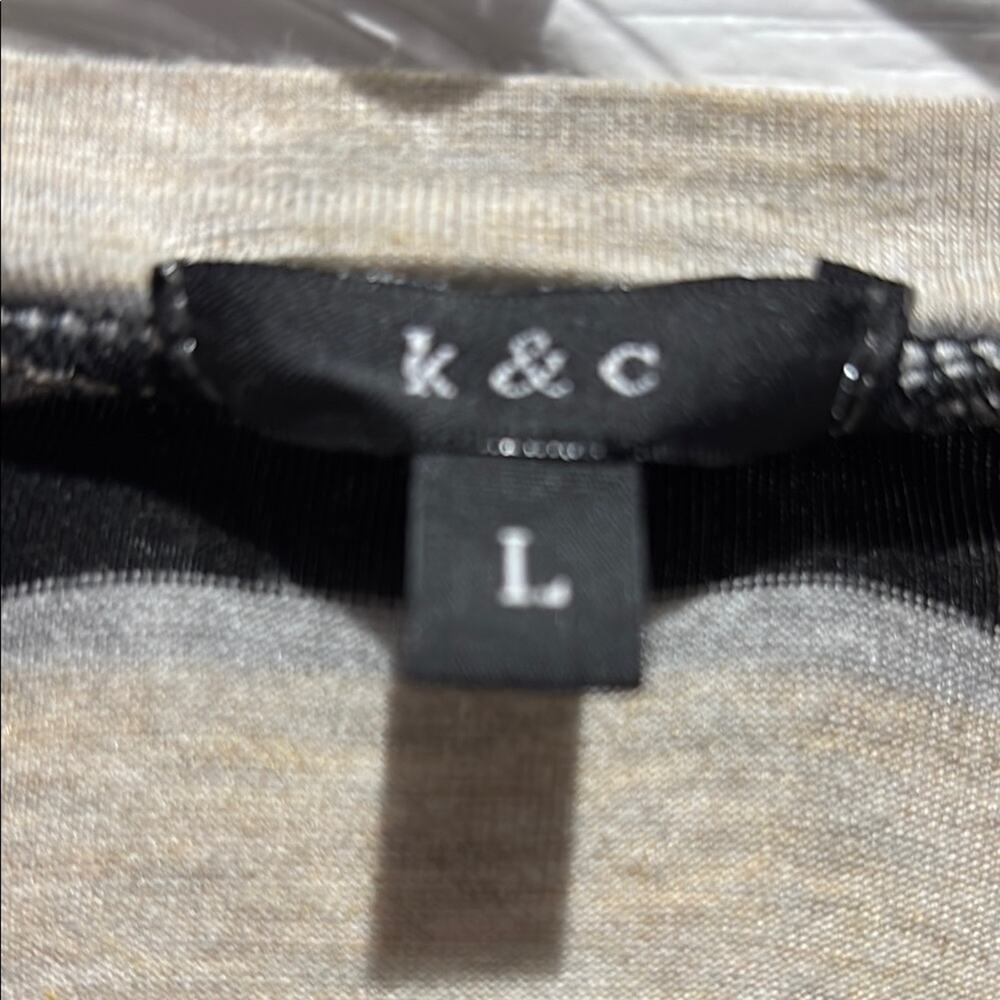 K & C tan black Striped V-Neck Long dolman Sleeve Top in euc - Picture 2 of 7